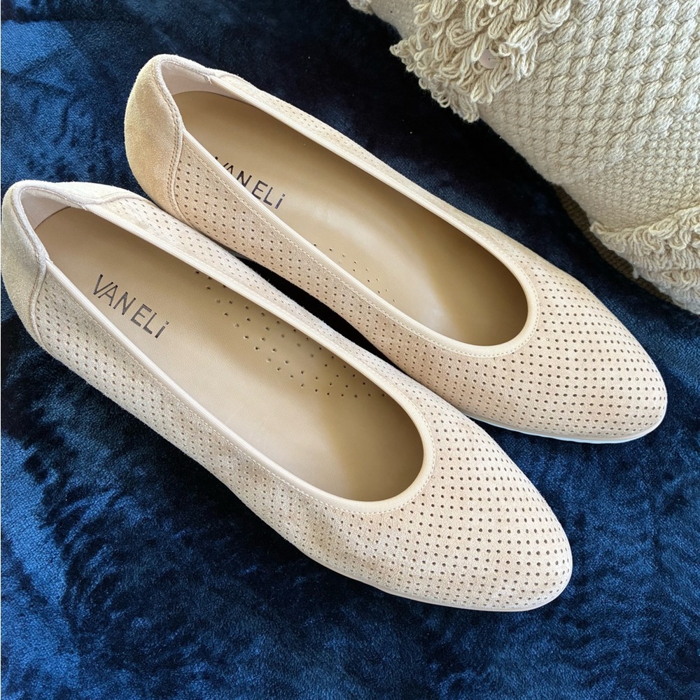 Vaneli Tan Wedge NEW Slip-On Shoes -New Without Tags or Box